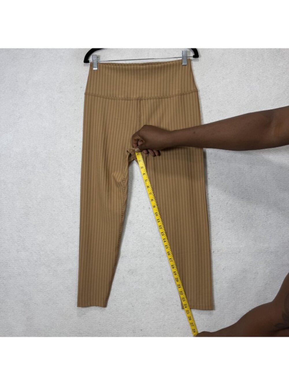 Beyond Yoga Leggings Womens XL Beige High Rise Ankle Yoga Pants Athletic Workout - Picture 4 of 9